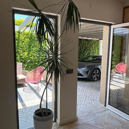 Spacious villa Matilda in Vilamoura big pool, golf view *