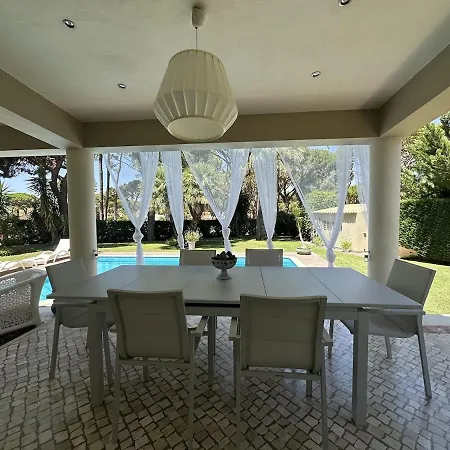 Spacious villa Matilda in Vilamoura big pool, golf view *