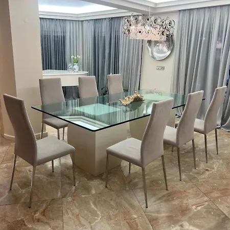 Spacious villa Matilda in Vilamoura big pool, golf view Quarteira