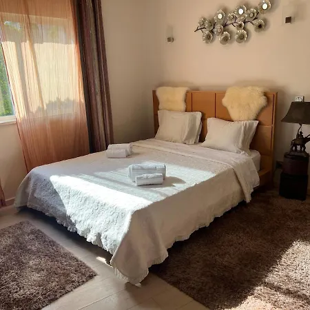 Spacious villa Matilda in Vilamoura big pool, golf view